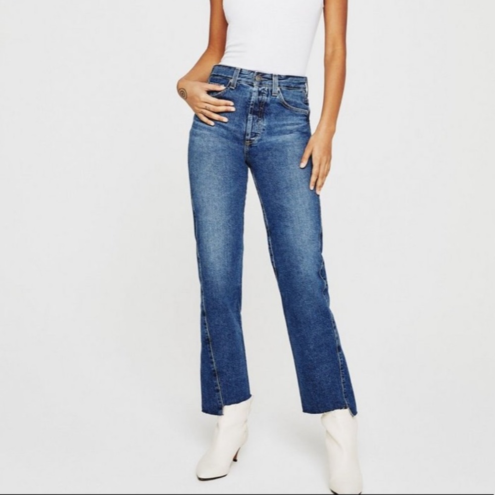 NWT AG Twisted Alexxis High Rise Vintage Straight Crop 28